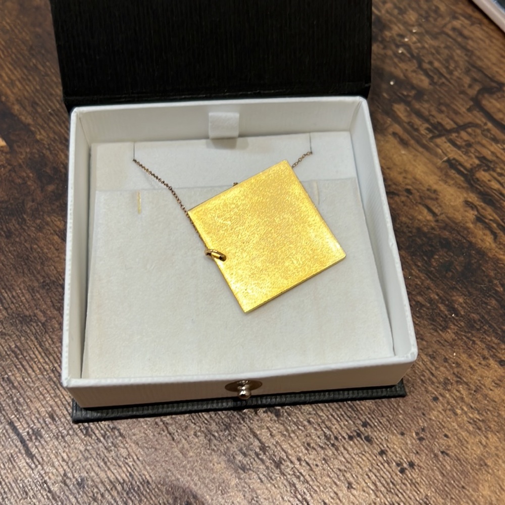 Golden Thread Fearless Square Necklace - Picture 3 of 5